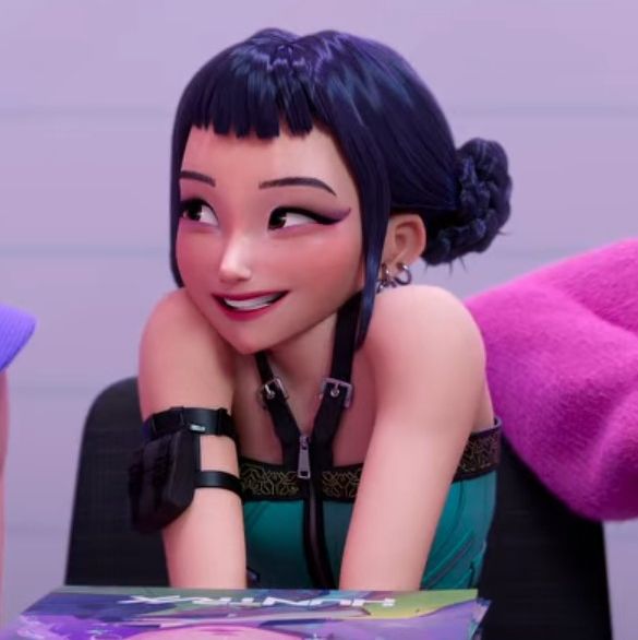 Zoey from KDH